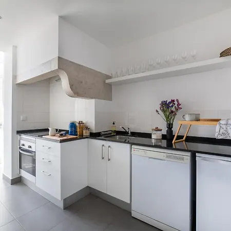 Desterro 2 - Historical Four-bedroom *