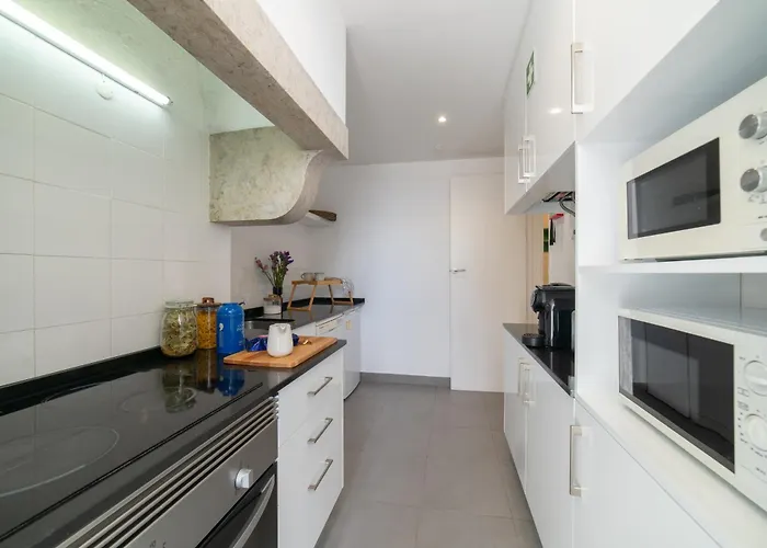 Desterro 2 - Historical Four-bedroom شقة