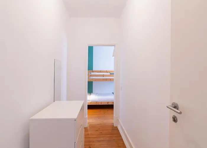 شقة Desterro 2 - Historical Four-bedroom Lisboa