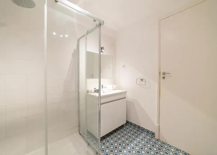 Desterro 2 - Historical Four-bedroom Lisboa