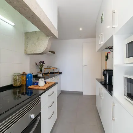 Desterro 2 - Historical Four-bedroom Appartement